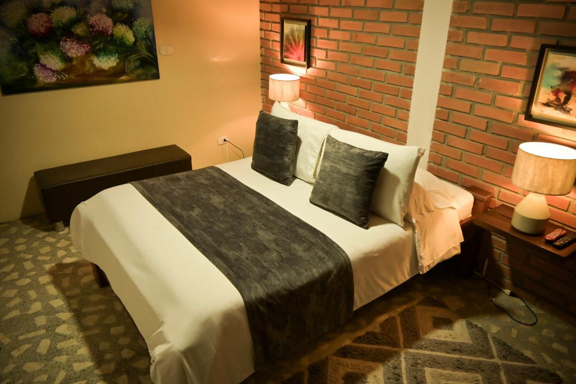 Hotel Vísperas Santa Rosa de Cabal Exteriör bild