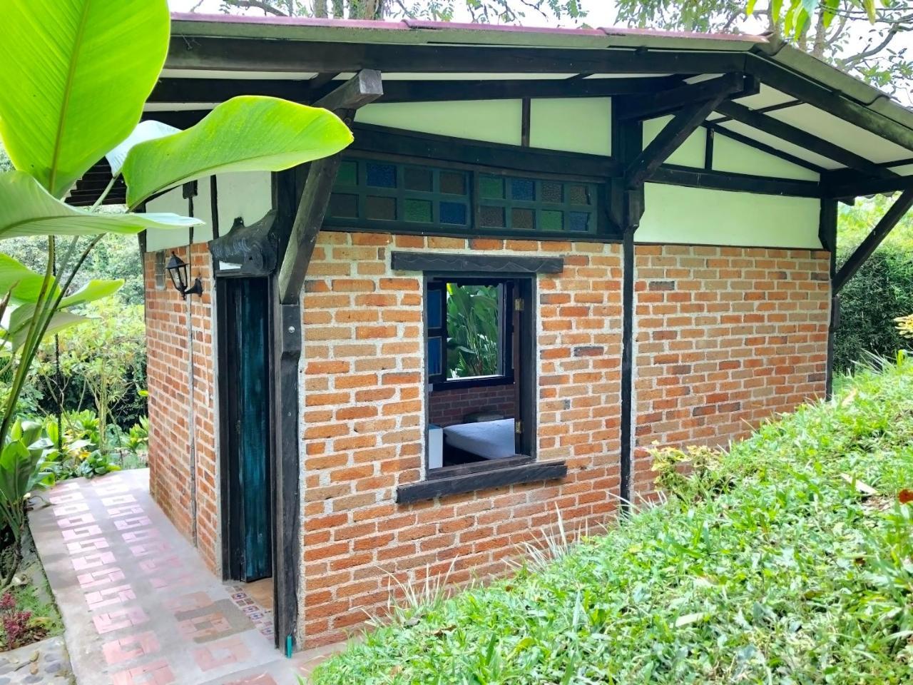Hotel Vísperas Santa Rosa de Cabal Exteriör bild
